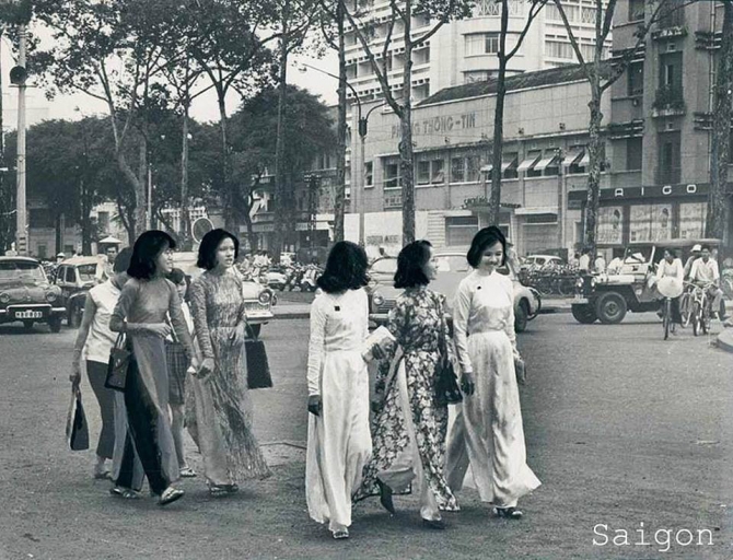 Ngôn ngữ Sài Gòn xưa: Vay mượn từ tiếng Anh