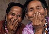Nụ cười Việt Nam trên báo nước ngoài